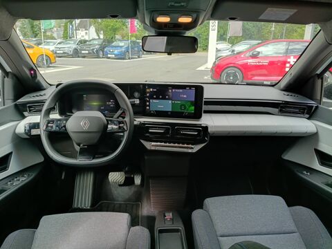 R5 Renault 5 E-Tech Electrique 150 ch autonomie confort 2026 occasion 29150 Ch&acirc;teaulin