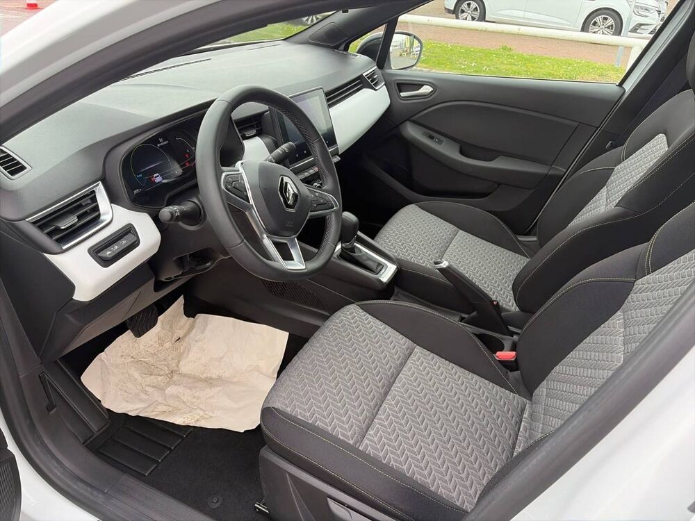 Clio E-Tech 140 - 21N 2022 occasion 14200 H&eacute;rouville-Saint-Clair