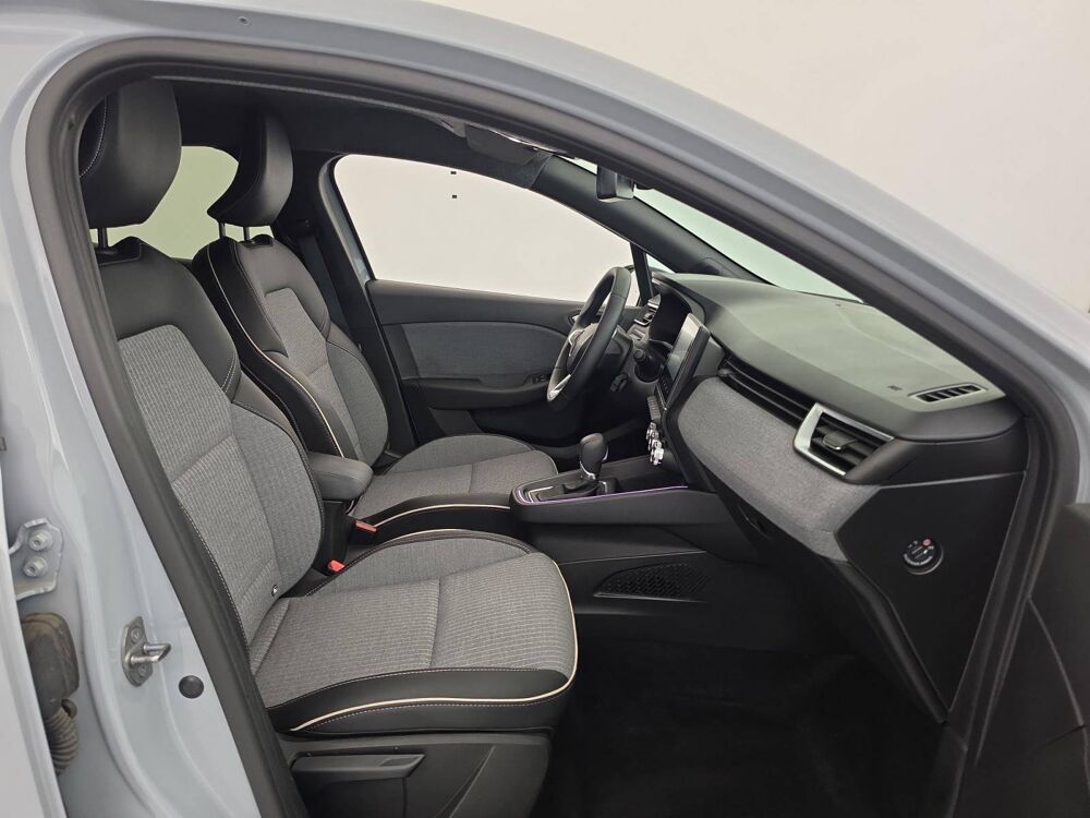 Clio E-Tech full hybrid 145 2023 occasion 22600 Loud&eacute;ac