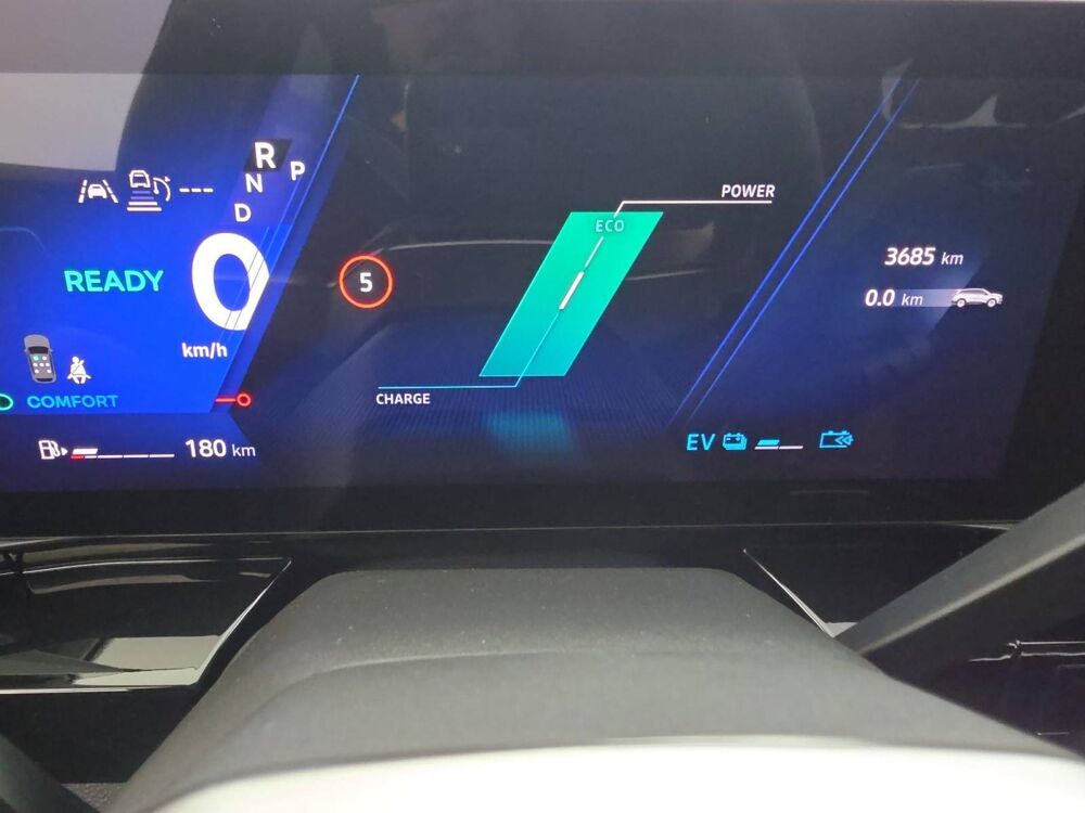 Espace full hybrid E-Tech 200 ch 7pl 2026 occasion 29000 Quimper