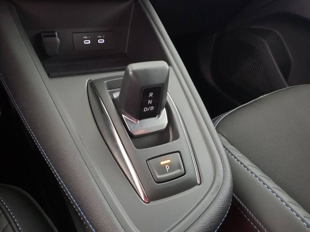 Captur E-Tech full hybrid 160 ch 2026 occasion 29200 Brest