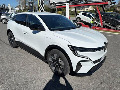 M&eacute;gane Megane E-Tech 220 ch autonomie confort GSR2 2026 occasion 29900 Concarneau