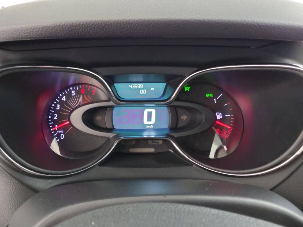 Captur TCe 90 Energy E6 2016 occasion 29150 Ch&acirc;teaulin