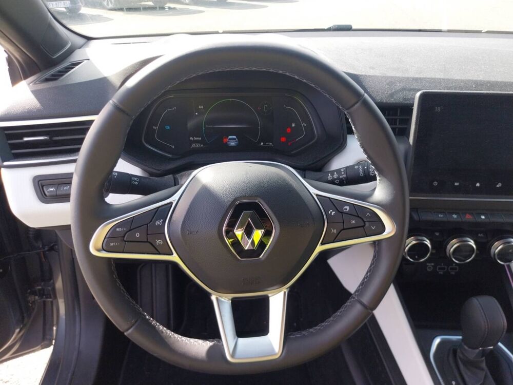 Clio E-Tech full hybrid 145 2023 occasion 29000 Quimper