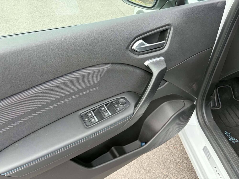 Captur E-Tech full hybrid 145 ch 2025 occasion 29000 Quimper