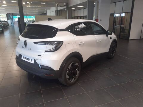 Captur E-Tech full hybrid 160 ch 2026 occasion 29000 Quimper