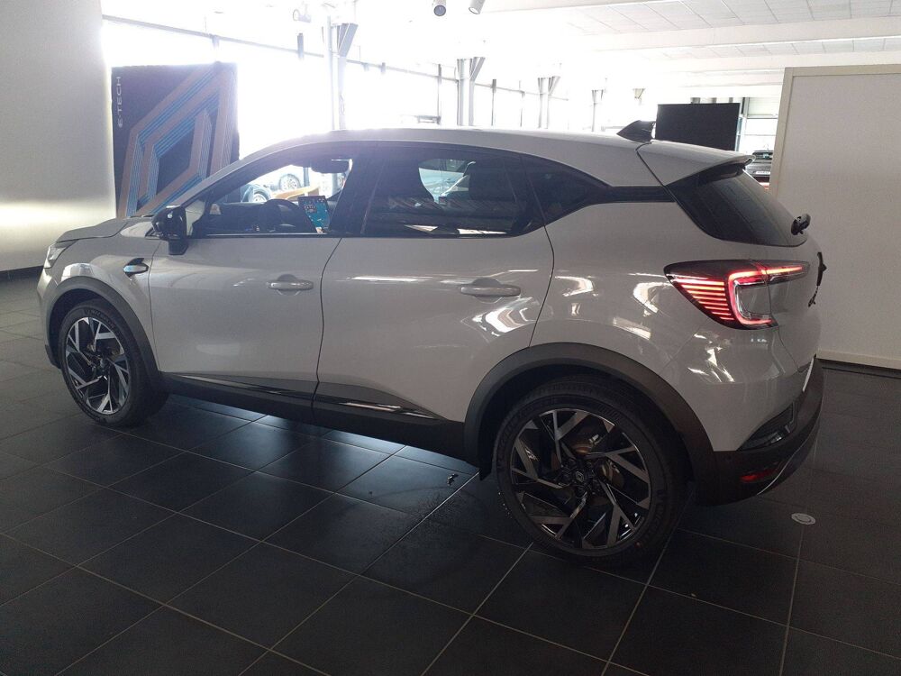 Captur E-Tech full hybrid 160 ch 2026 occasion 29000 Quimper