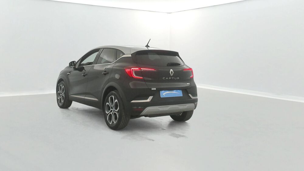 Captur E-Tech Plug-in 160 2021 occasion 29150 Ch&acirc;teaulin