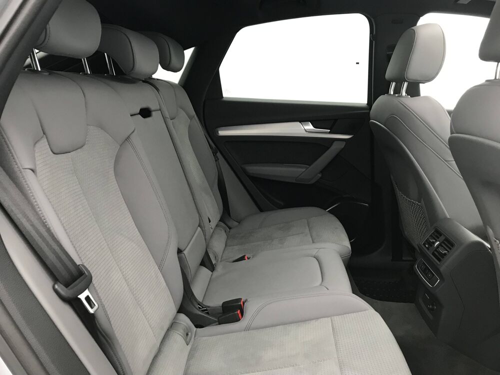 Q5 Sportback 35 TDI 163 S tronic 7 2024 occasion 25000 Besan&ccedil;on