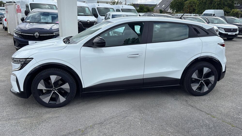 M&eacute;gane Megane E-Tech EV60 220 ch super charge 2023 occasion 56000 Vannes