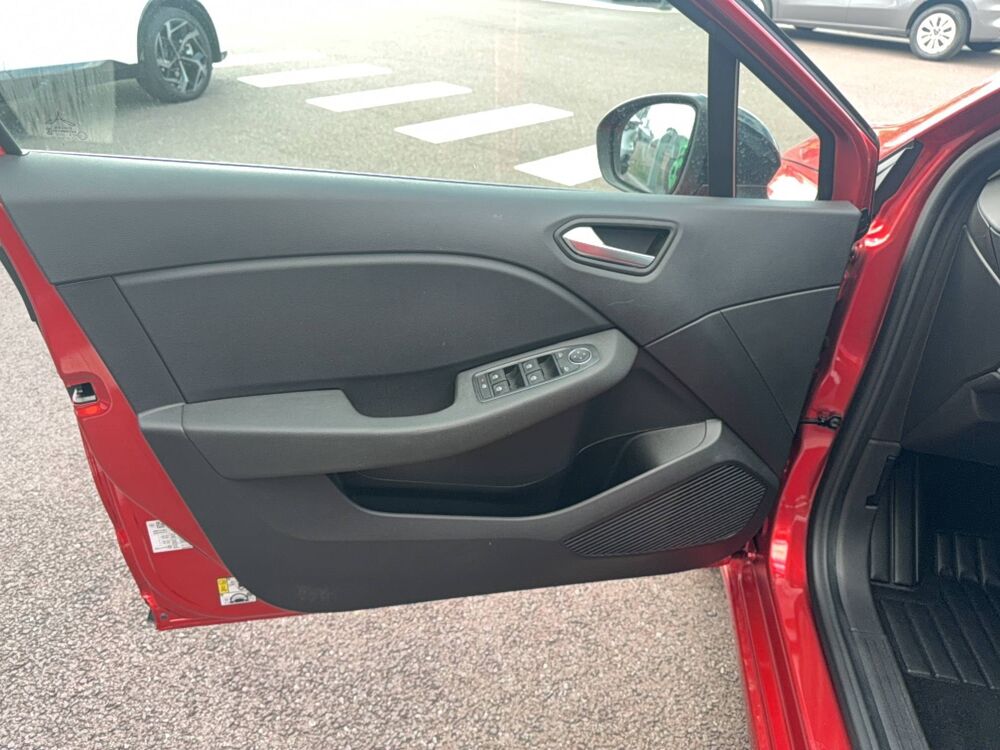 Clio E-Tech full hybrid 145 ch GSR2 2025 occasion 50000 Saint-L&ocirc;