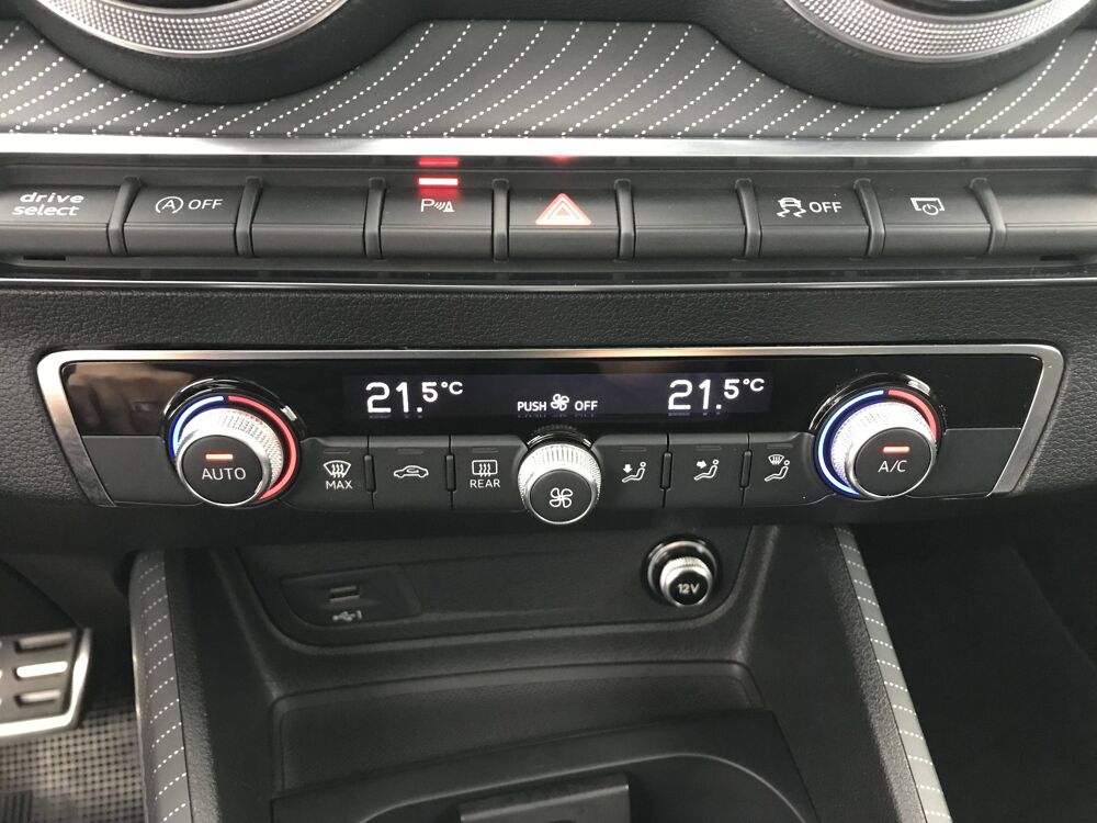 Q2 35 TFSI 150 S tronic 7 2023 occasion 25000 Besan&ccedil;on