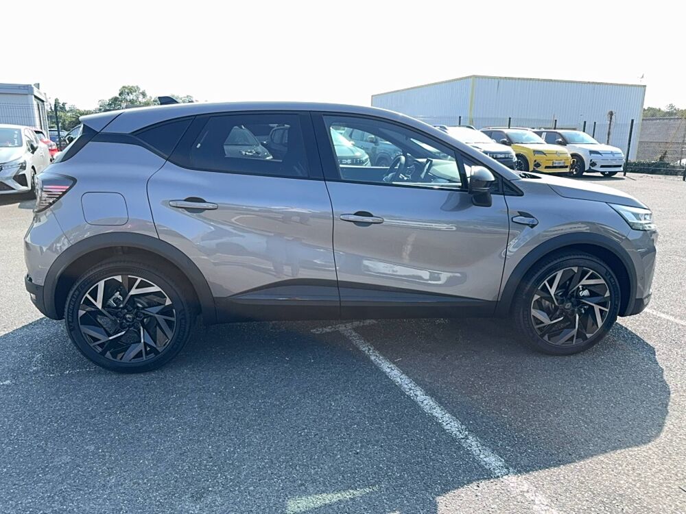 Captur E-Tech full hybrid 160 ch 2026 occasion 29900 Concarneau