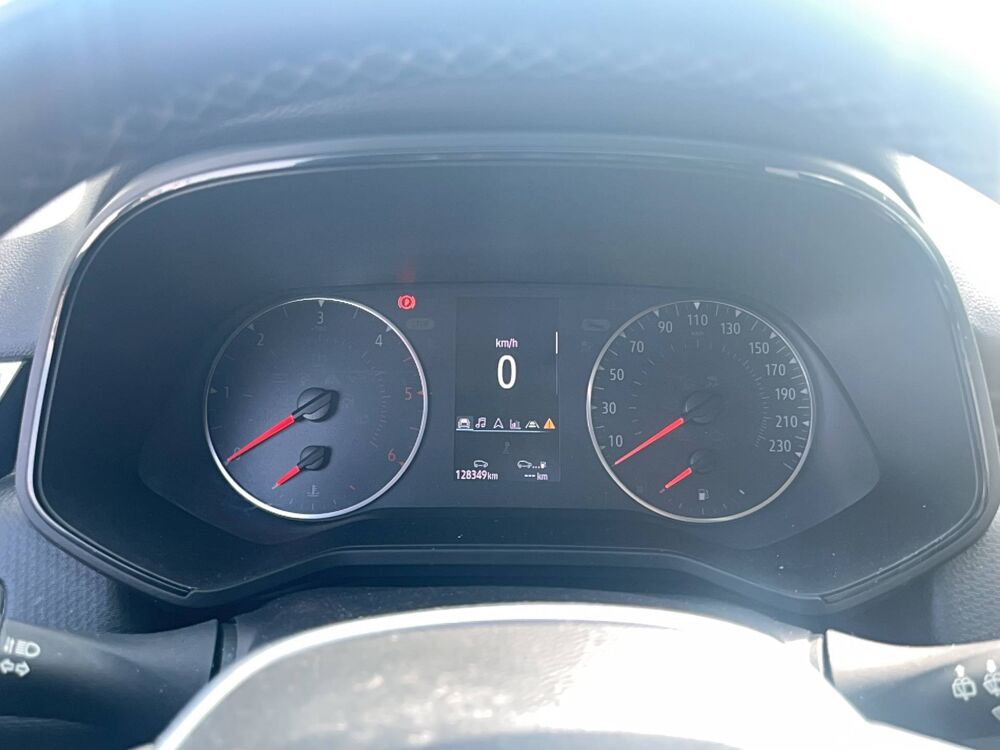 Clio CLIO SOCIETE BLUE DCI 100 - 21N 2021 occasion 61000 Alen&ccedil;on