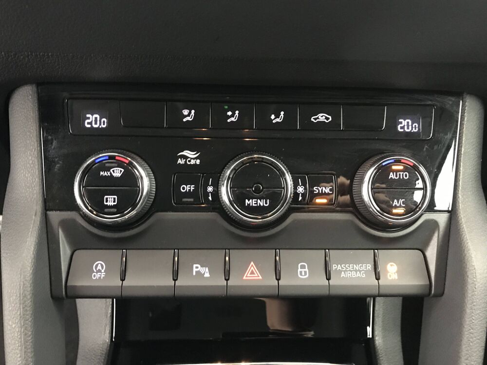 Karoq 2.0 TDI 116 ch SCR DSG7 2022 occasion 25000 Besan&ccedil;on