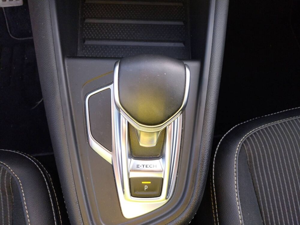 Captur E-Tech full hybrid 145 2023 occasion 56850 Caudan