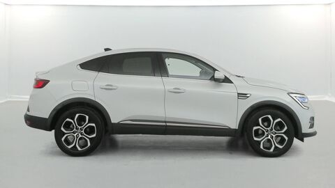 Arkana E-Tech hybride 145 - 22 2023 occasion 29000 Quimper