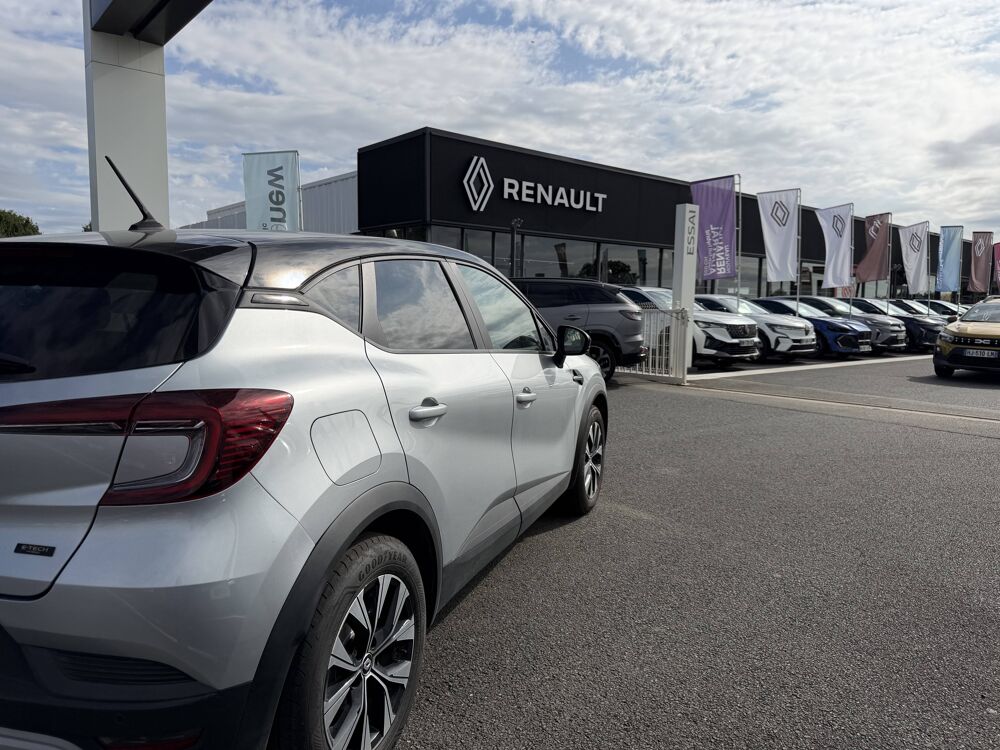 Captur E-Tech full hybrid 145 2023 occasion 22200 Guingamp