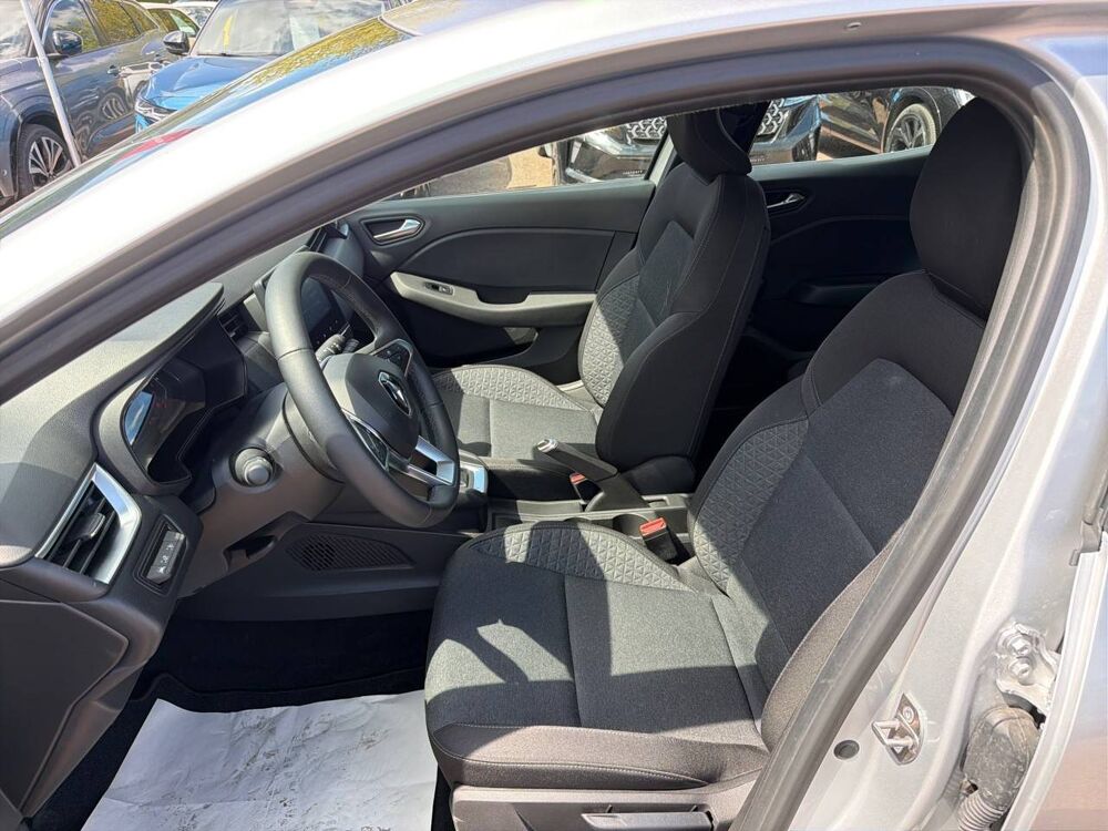 Clio E-Tech full hybrid 145 2023 occasion 14200 H&eacute;rouville-Saint-Clair