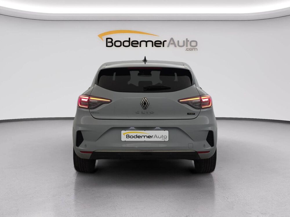 Clio E-Tech full hybrid 145 2023 occasion 22600 Loud&eacute;ac
