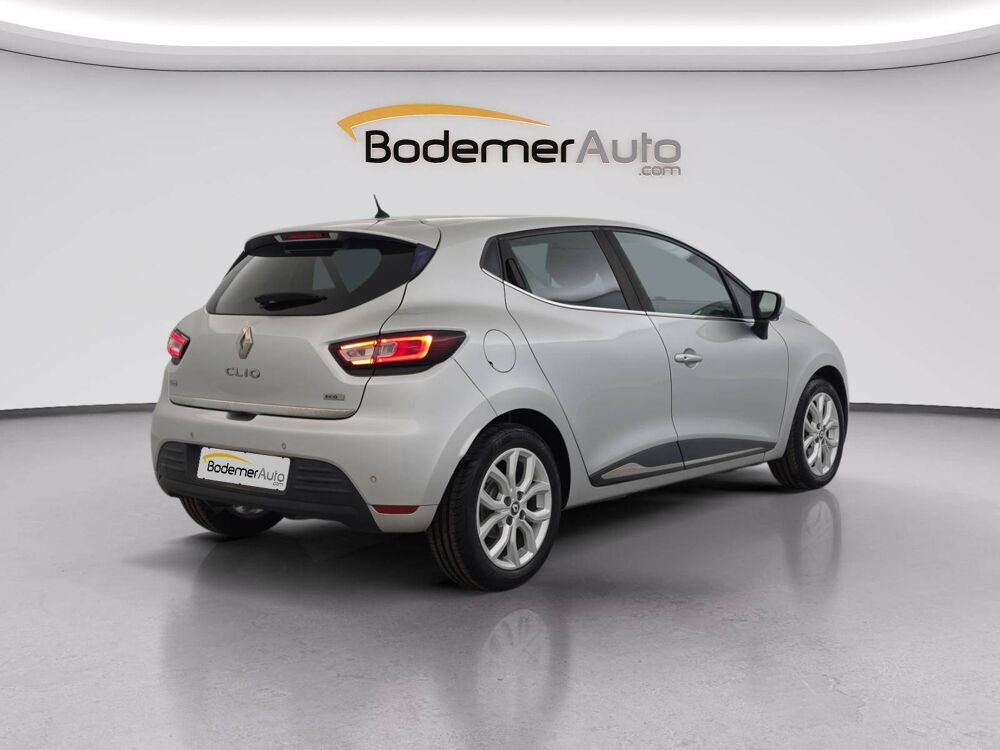 Clio dCi 90 Energy 2017 occasion 50000 Saint-L&ocirc;