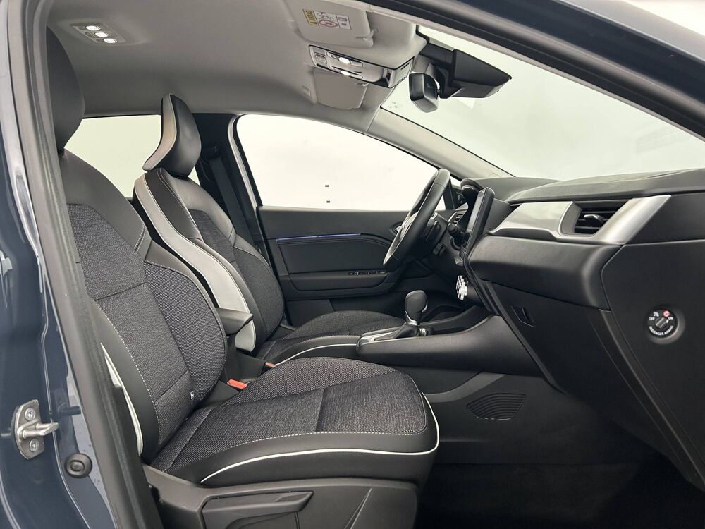Captur mild hybrid 160 EDC 2023 occasion 56850 Caudan