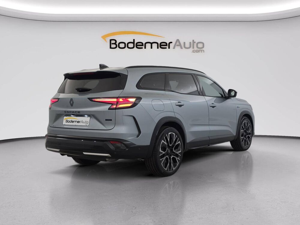 Espace full hybrid E-Tech 200 ch 7pl 2026 occasion 29000 Quimper