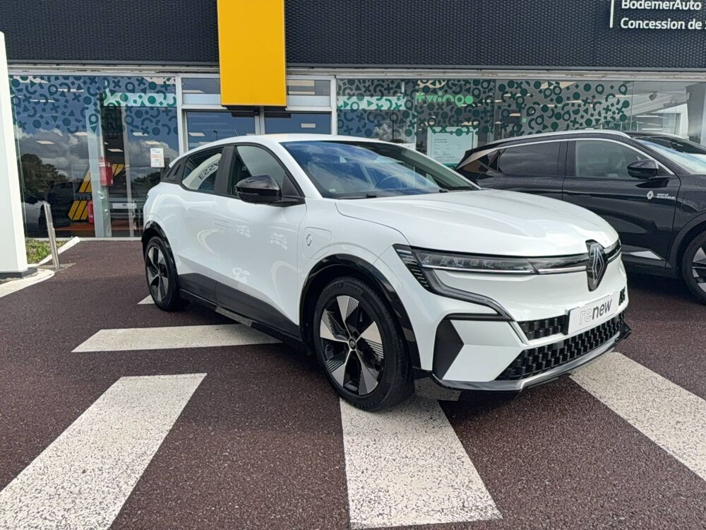 M&eacute;gane Megane E-Tech EV60 220 ch super charge 2024 occasion 50000 Saint-L&ocirc;