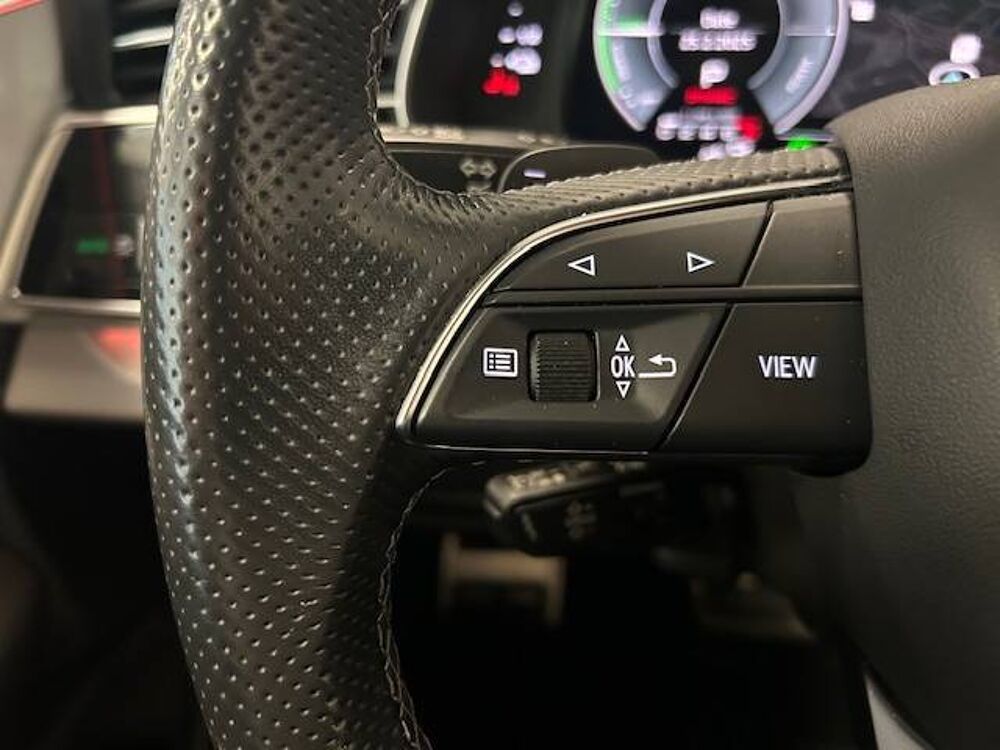 Q8 60 TFSI e 462 Tiptronic 8 Quattro 2022 occasion 25000 Besan&ccedil;on