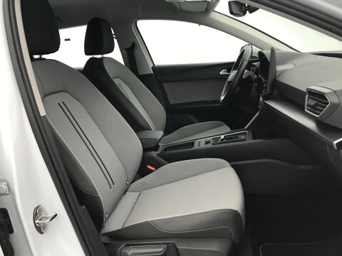 Leon 1.5 eTSI Hybrid 115 DSG7 2025 occasion 25000 Besan&ccedil;on