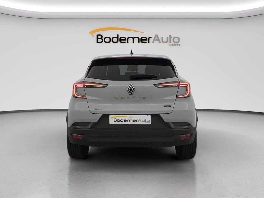 Captur E-Tech full hybrid 160 ch 2026 occasion 29270 Carhaix-Plouguer