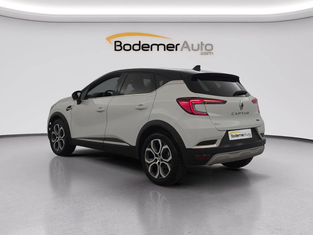 Captur E-Tech full hybrid 145 ch 2024 occasion 56400 Auray