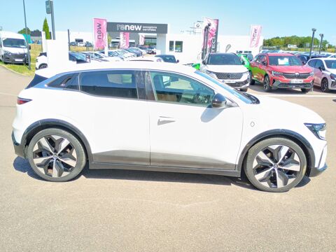 M&eacute;gane Megane E-Tech EV60 220 ch optimum charge 2022 occasion 61000 Alen&ccedil;on