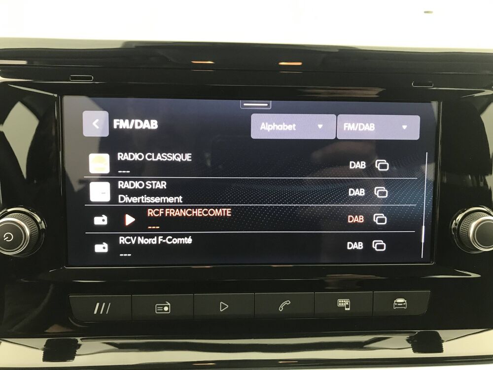 Arona 1.0 TSI 95 ch Start/Stop BVM5 2025 occasion 25000 Besan&ccedil;on