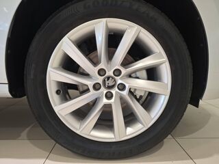 Kamiq 1.0 TSI Evo 2 95 ch BVM5 2026 occasion 25000 Besan&ccedil;on