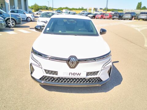 M&eacute;gane Megane E-Tech EV60 220 ch optimum charge 2022 occasion 61000 Alen&ccedil;on