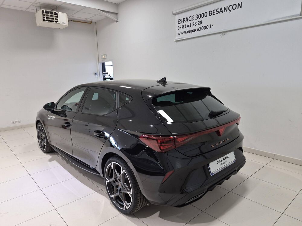 Leon 1.5 eTSI Hybrid 150 ch DSG7 2026 occasion 25000 Besan&ccedil;on