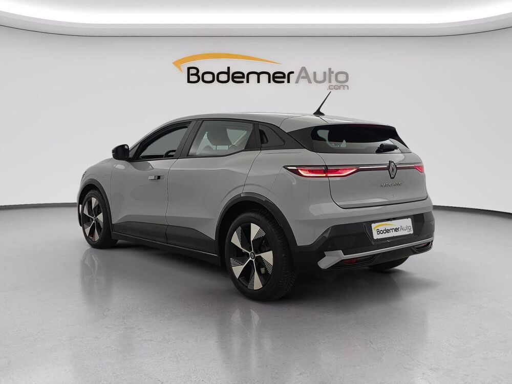 M&eacute;gane Megane E-Tech EV40 130ch standard charge 2022 occasion 61000 Alen&ccedil;on