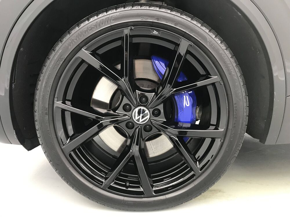 Touareg 3.0 V6 eHybrid 462 ch Tiptronic 8 4Motion 2024 occasion 25000 Besan&ccedil;on