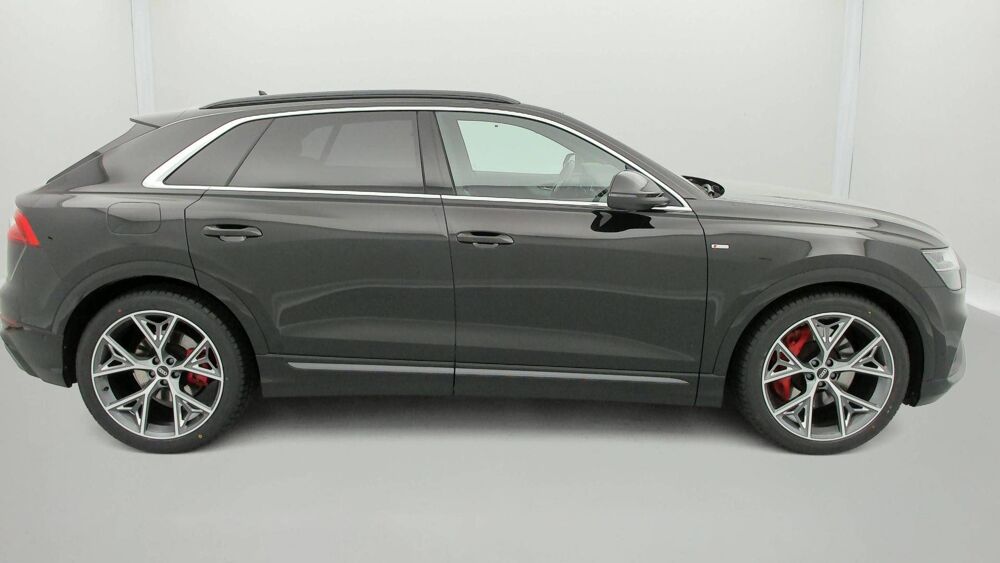 Q8 55 TFSI e 381 Tiptronic 8 Quattro 2022 occasion 25000 Besan&ccedil;on