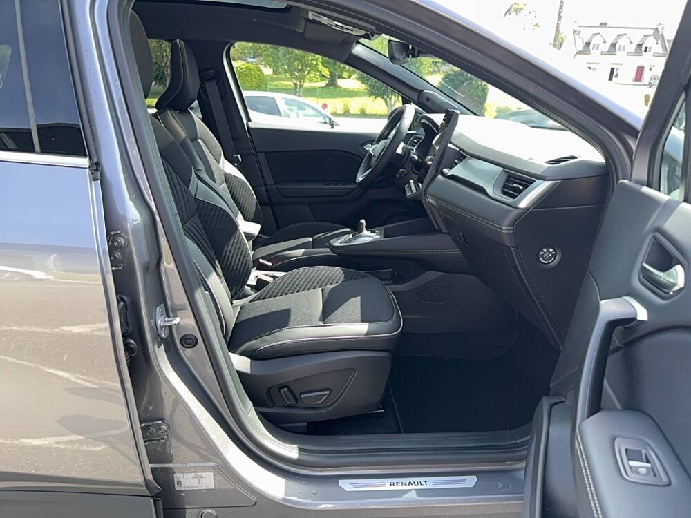 Symbioz E-Tech full hybrid 160 ch 2026 occasion 29900 Concarneau