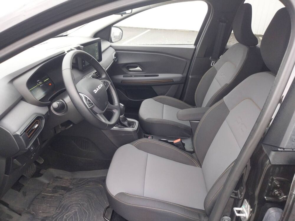 Jogger Hybrid 140 7 places GSR2 2025 occasion 56850 Caudan