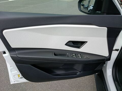 R5 Renault 5 E-Tech Electrique 150 ch autonomie confort 2026 occasion 29150 Ch&acirc;teaulin
