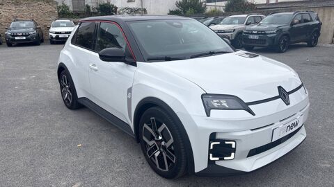 R5 Renault 5 E-Tech Electrique 120 ch autonomie urbaine 2025 occasion 56000 Vannes