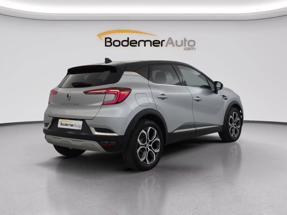 Captur mild hybrid 160 EDC 2023 occasion 29000 Quimper