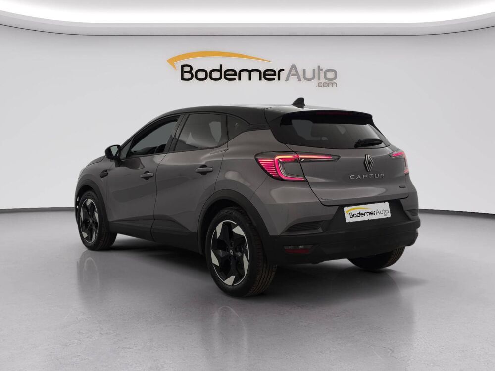 Captur E-Tech full hybrid 145 ch 2025 occasion 50000 Saint-L&ocirc;