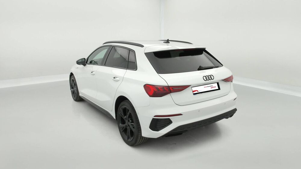 A3 Sportback 40 TFSIe 204 S tronic 6 2021 occasion 25000 Besan&ccedil;on