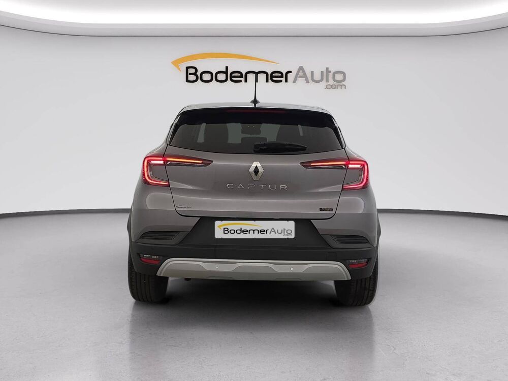 Captur E-Tech full hybrid 145 2023 occasion 56850 Caudan