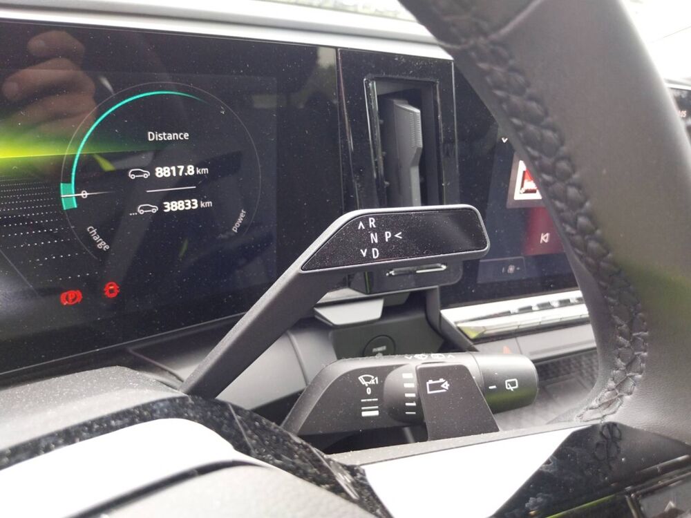 M&eacute;gane Megane E-Tech EV40 130ch standard charge 2023 occasion 14200 H&eacute;rouville-Saint-Clair