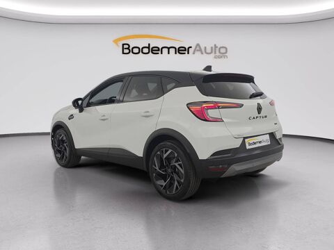 Captur E-Tech full hybrid 160 ch 2026 occasion 56400 Auray